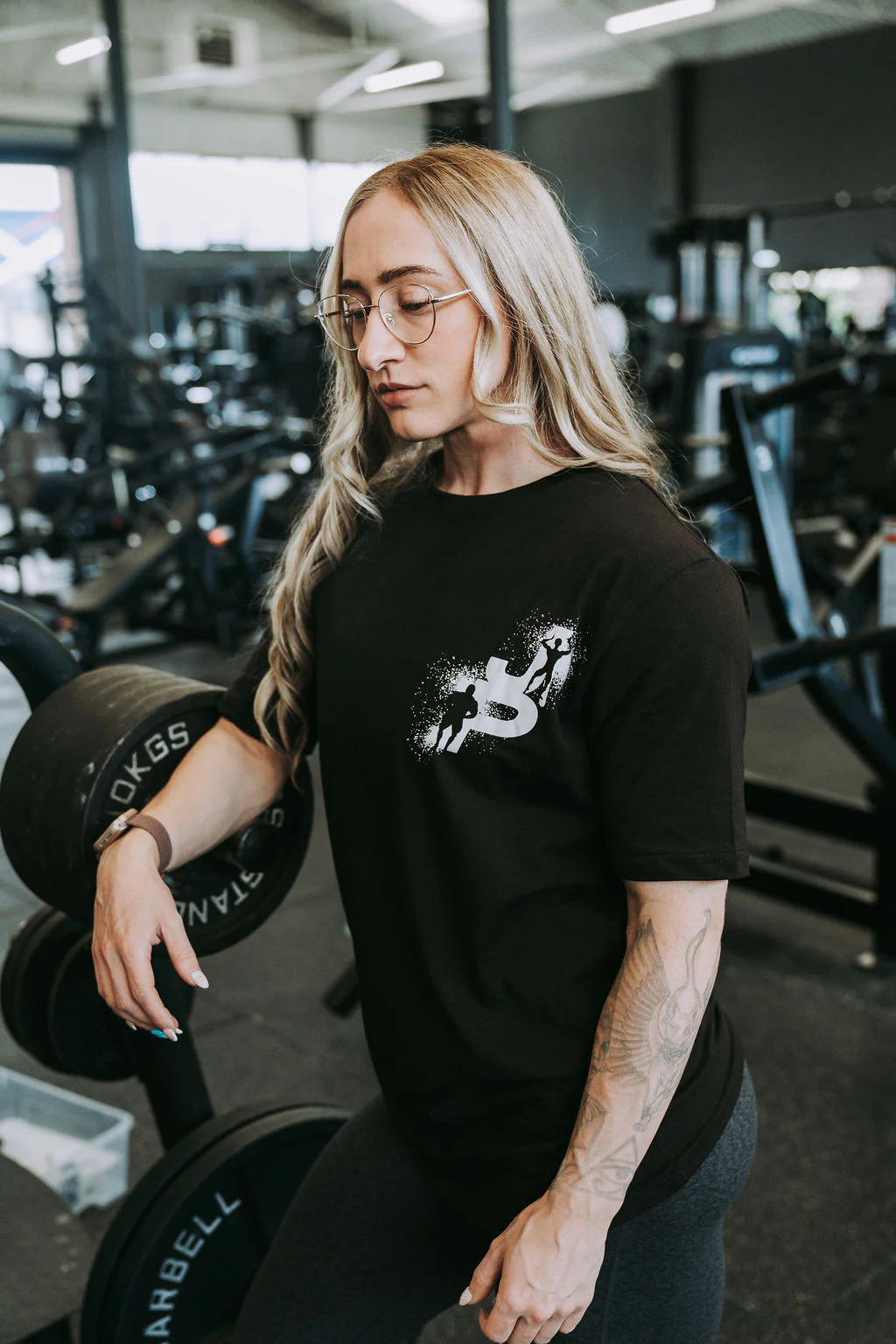 Floral Design Tshirt in Black - Image 4