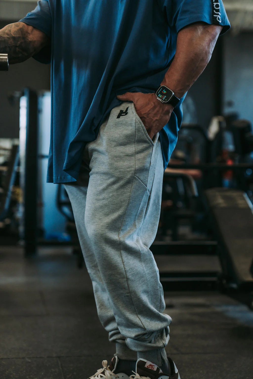 tbJP Old School, Lightweight Joggers in Grey - Image 3